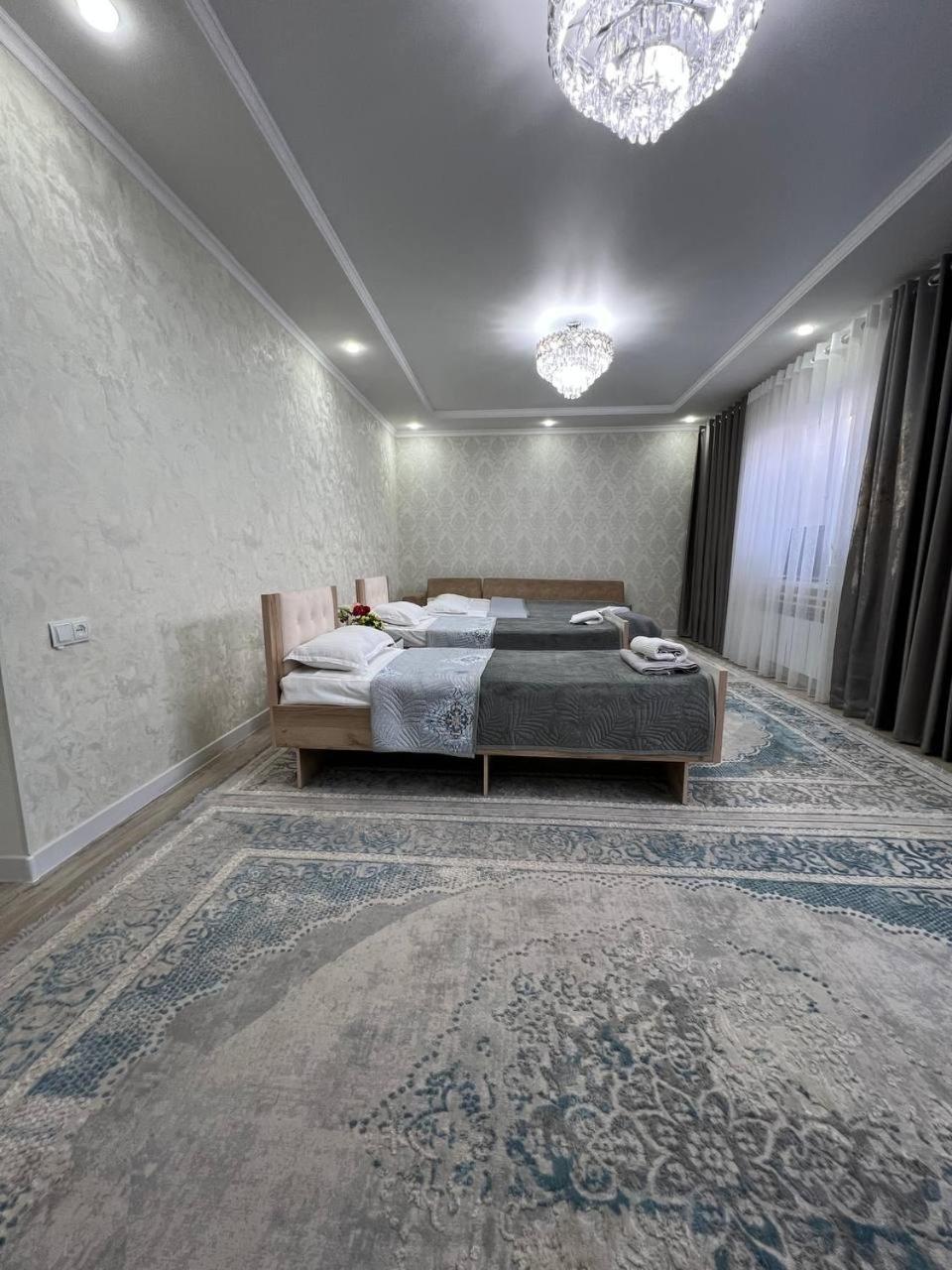 Asel Guest House Каракол Екстериор снимка